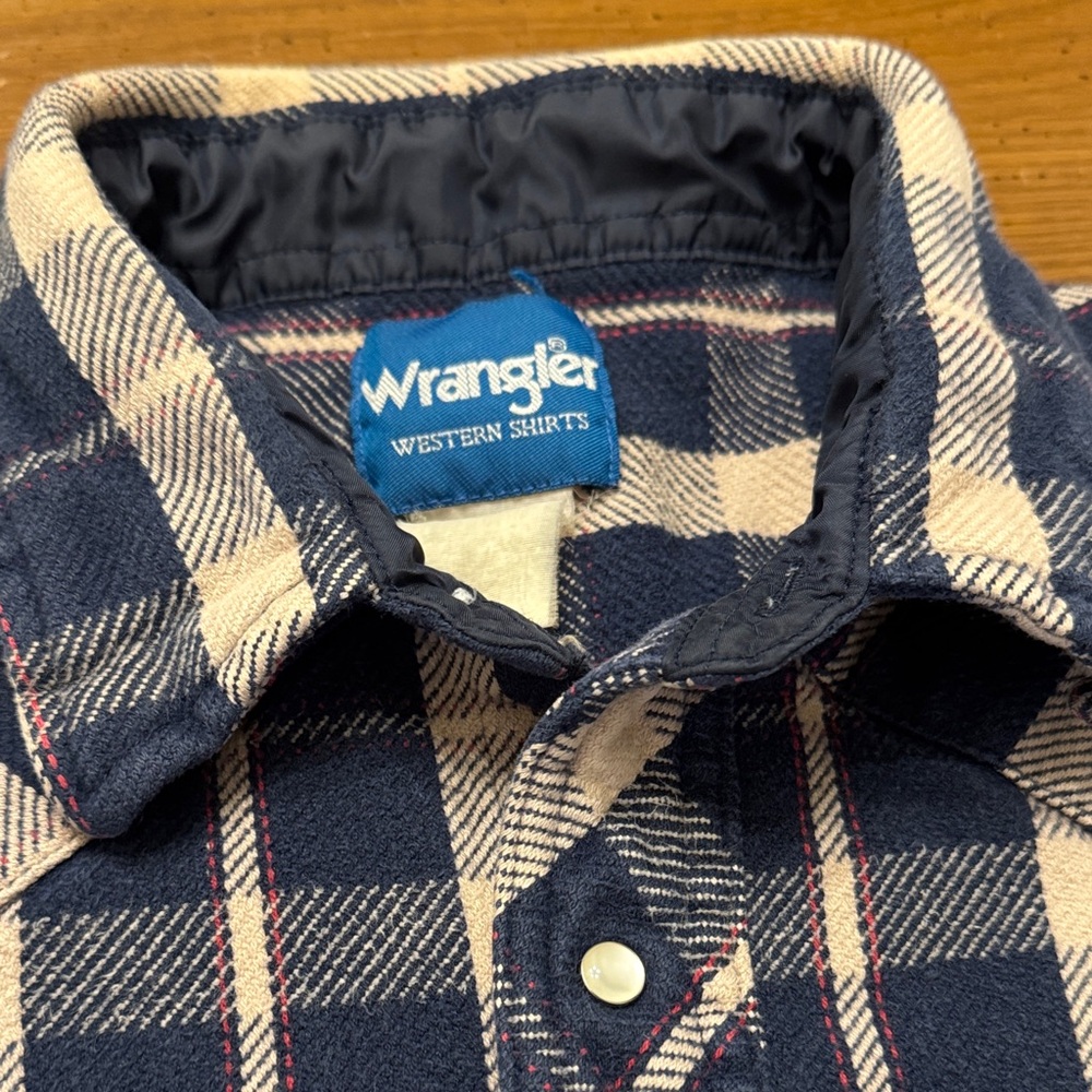 Wrangler Navy and Cream Plaid Casual Button-Down Shirt
